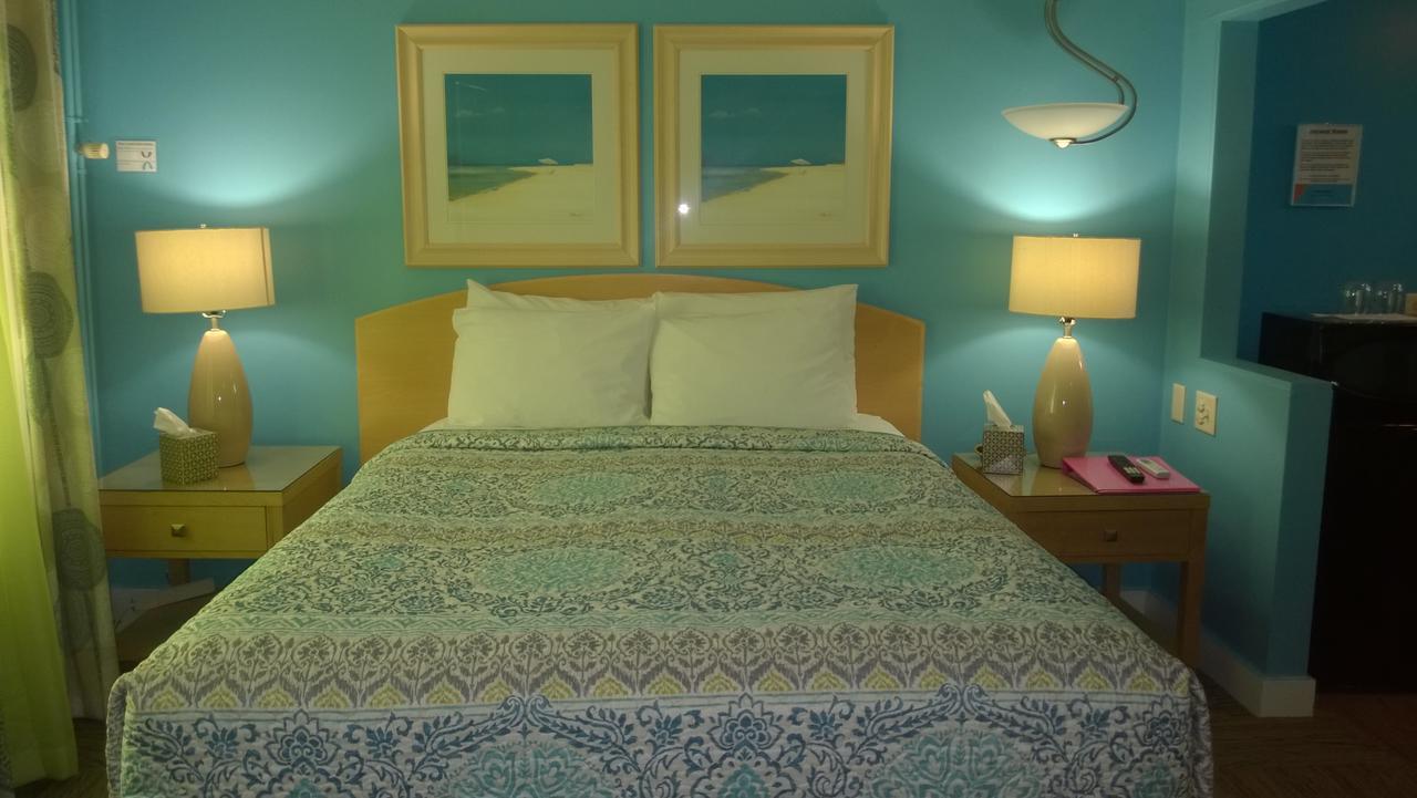 Miami Motel Кенъндейгуа Екстериор снимка